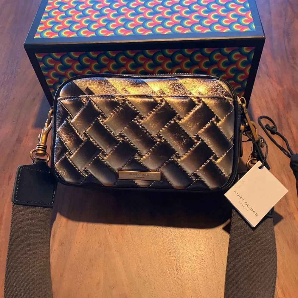 Kurt Geiger Metallic Gold Quilted Bag - Picture 4 of 7